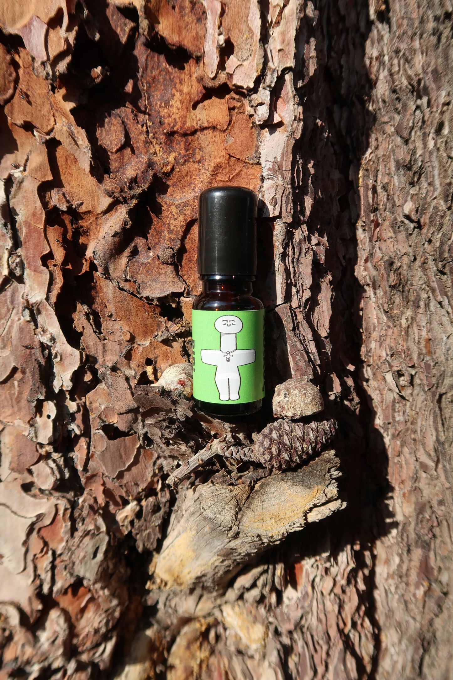 PIPI MOUNTAIN / ΤΟ ΒΟΥΝΌ ΤΟΥ ΠΙΠΗ perfume oil - woody amber, 10 ml